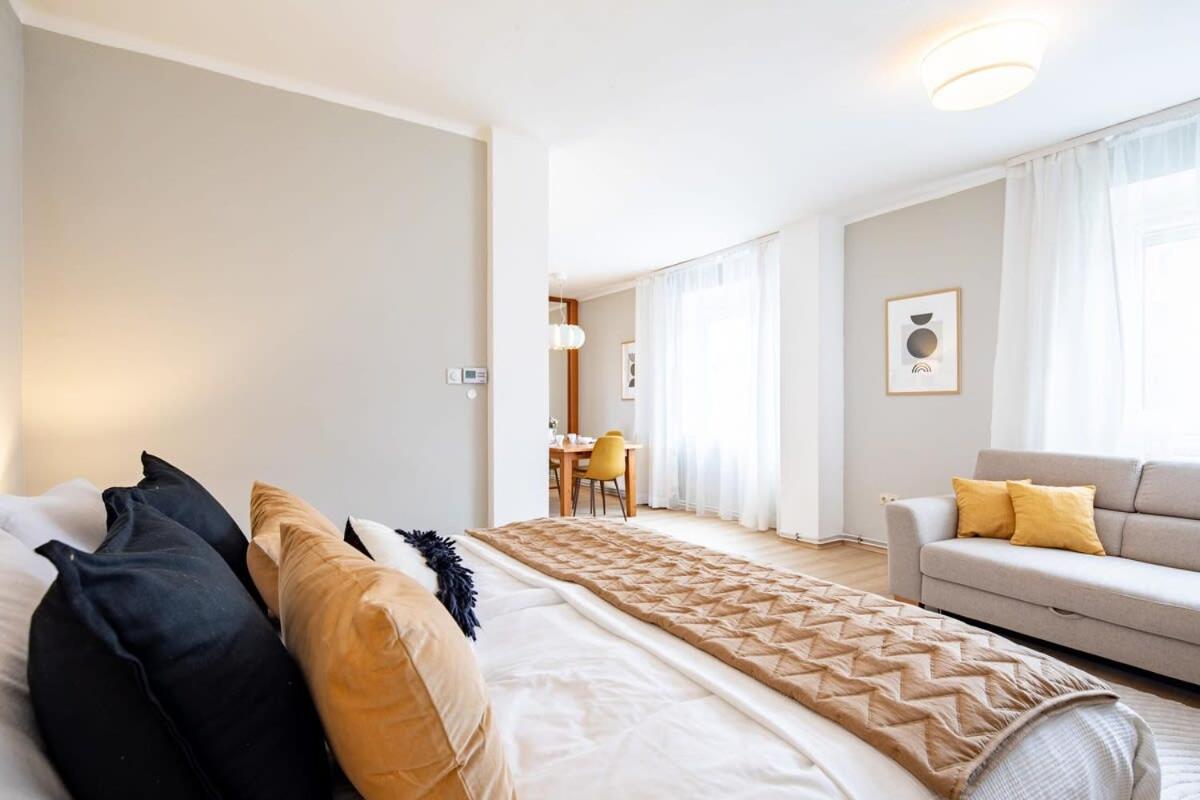 Central - Comfy - Sunny Budapest Exterior photo